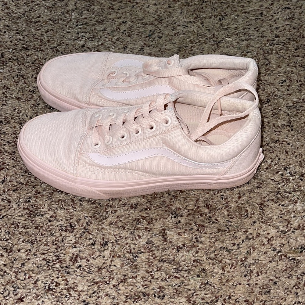 Vans - Picture 3 of 4